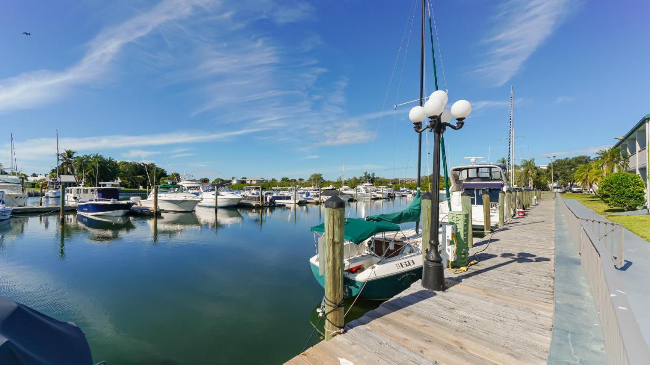Heated Pool, Fireplace, 70" Tv, Waterfront & More! Sarasota Bagian luar foto