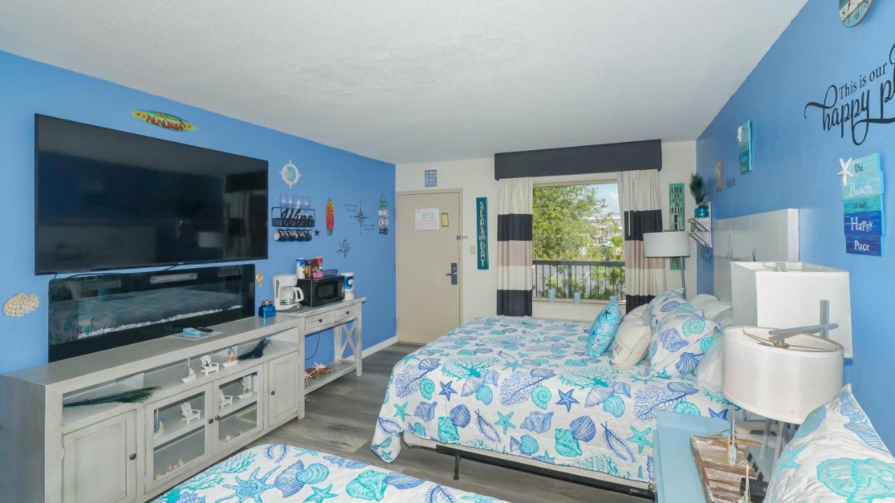 Heated Pool, Fireplace, 70" Tv, Waterfront & More! Sarasota Bagian luar foto